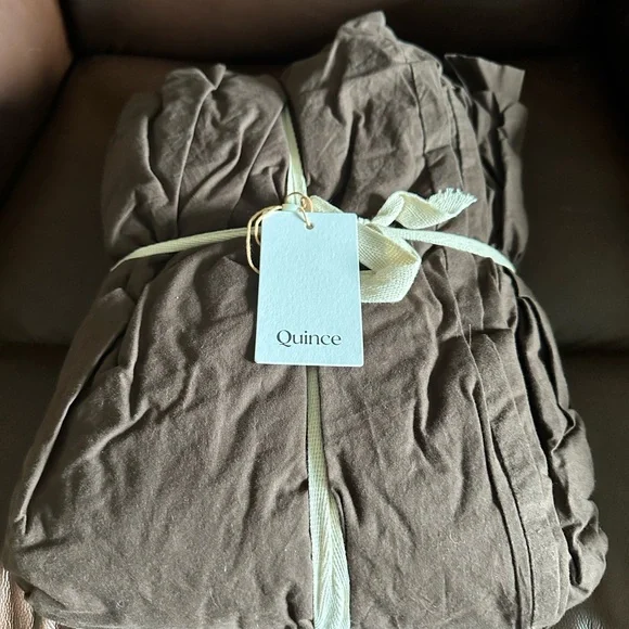 Quince Classic Cotton Duvet Cover - Picture 5 of 10